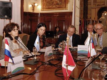 Autoridades reunidas