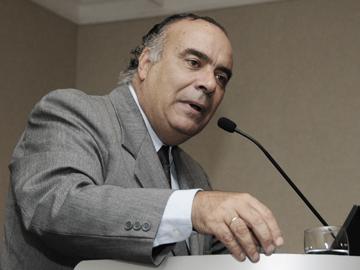 Ministro Lescano