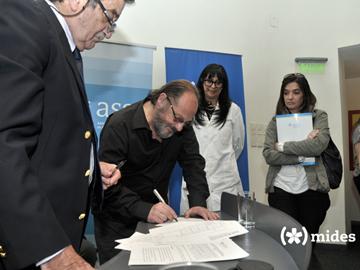 Firma de acuerdo MIDES - ASSE en hospital Pereira Rossell