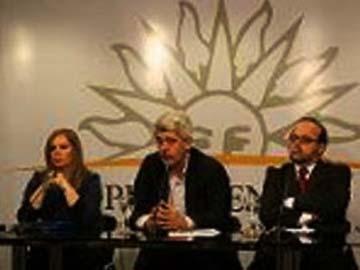 Conferencia de Prensa del Ministro de Trabajo, Eduardo Brenta