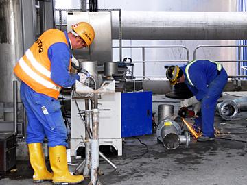Personas trabajando