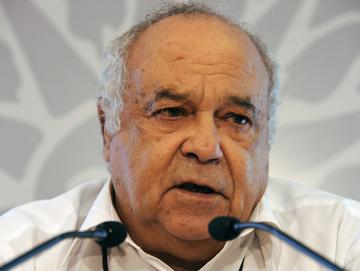 Ministro de Defensa, Eleuterio Fernández Huidobro.