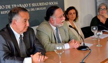 Ministro Bayardi y autoridades internacionales