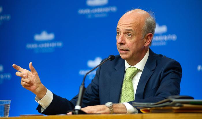 Ministro de Defensa Nacional, Javier García