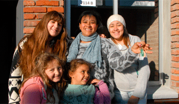 Vivivendas en nuevo barrio Esperanza, en Montevideo (Autor: IMM/Mónica Riet) Vivivendas en nuevo barrio Esperanza, en Montevideo (Autor: IMM/Mónica Riet)