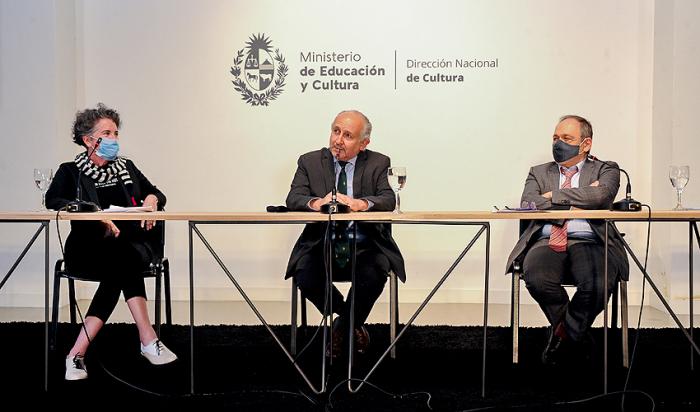 Autoridades del Ministerio de Educación y Cultura