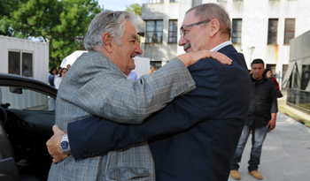Presidente José Mujica y director del CUDIM, Henry Engler