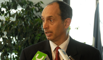 Presidente de UTE, Gonzalo Casaravilla