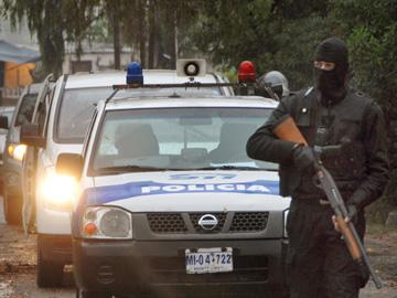 patrulla con policia
