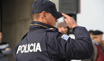 Policía