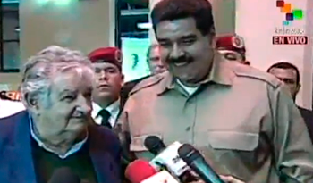 Presidentes Mujica y Maduro en declaraciones a la prensa (Foto: Telesur)