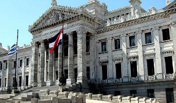 Resistencia a la dictadura, defensa de la democracia