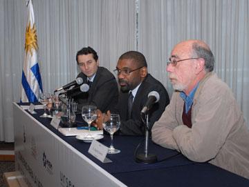 Reunión en Torre de los Profesionales