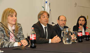 Autoridades durante el lanzamiento de las finales del Torneo de Enseñanza Media 2015