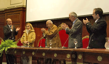 Reconocimiento honoris causa a Estela Medina