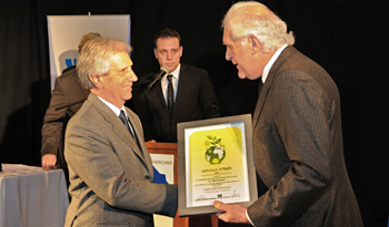 Presidente Tabaré Vázquez recibió un reconocimiento del Congreso Judío Latinoamericano