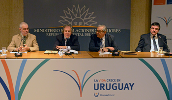 Presentación del proyecto de pabellón de Uruguay en la exposición Milán 2015