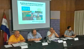 Enzo Benech en conferencia de prensa