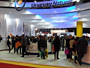 Estand de Uruguay en la Feria Internacional de Turismo (FIT) 2013 realizada en Buenos Aires