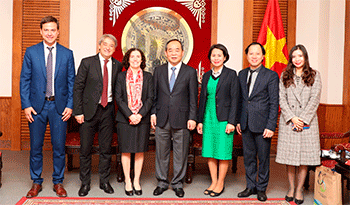 Firma del memorando de entendimiento Uruguay-Vietnam