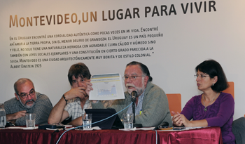 Bayardi y Netto en Bayardi y Netto en ciclo de mesas redondas "Montevideo, un lugar para vivir" en la Rural del Prado