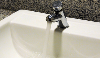 Suministro de agua potable