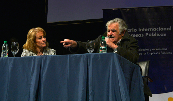 Presidente José Mujica y presidenta de Antel, Carolina Cosse