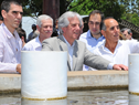 Vázquez visitó empresa de cría de esturiones que produce caviar de calidad
