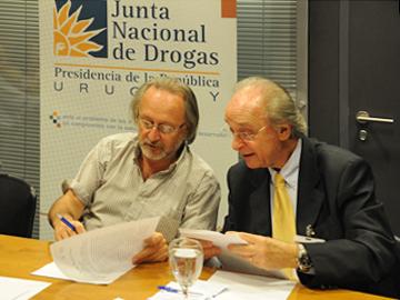 Julio Calzada de la Junta Nacional de Drogas y Rafael Hodara presidente de la B’nai B’rith