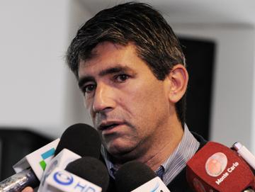 Raúl Sendic en conferencia de prensa