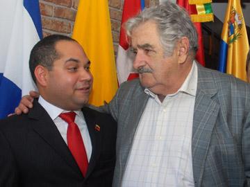 Presidente Mujica, embajador de Venezuela