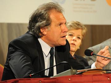 Ministro Luis Almagro en la apertura de la Conferencia Regional sobre Población y Desarrollo de América Latina y el Caribe
