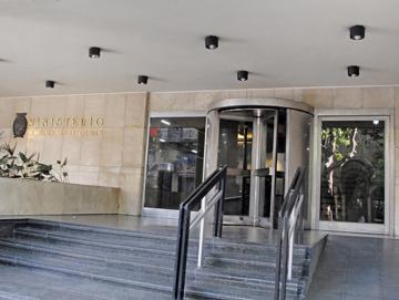 Fachada del Ministerio de Relaciones Exteriores