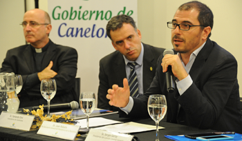 Roballo en Ciclo de Reflexiones Canarias por la paz y la convivencia