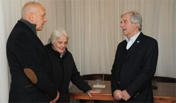 Miguel Toma,Lucía Topolansky y Tabaré Vázquez