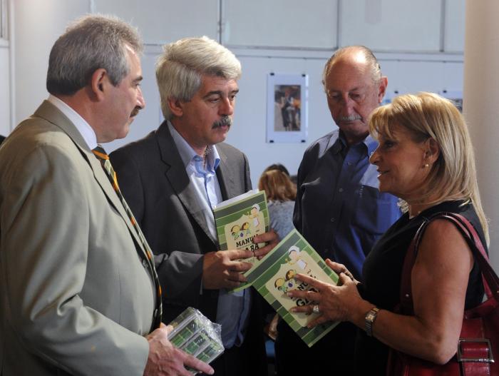 Manual sobre prácticas alimentarias saludables busca promover un cambio de hábitos
