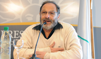 Ministro de Desarrollo Social, Daniel Olesker, en conferencia luego del Consejo de Ministros