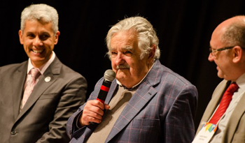 Presidente Mujica en la Universidad Federal de Rio Grande do Sul. Foto de la UFRGS.