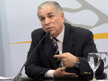 Ministro Venegas en conferencia de prensa