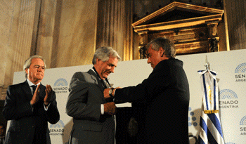 Presidente Tabaré Vázquez recibe Premio Derechos Humanos 2016