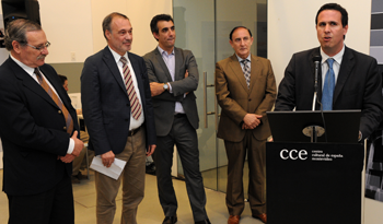 Prosecretario Diego Cánepa hace uso de la palabra en evento por 25 años de la AECID
