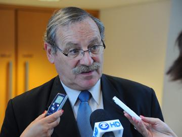 Ministro de Educación y Cultura, Ricardo Ehrlich