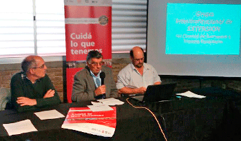 Director de Servicios Ganaderos, Francisco Muzio, en estand de la Expo Prado 2016