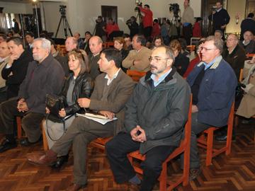 personas presenciado Uruguay Dialoga