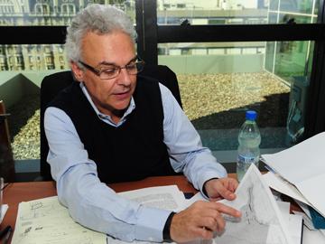 Presidente de la Comisión Interministerial del Puerto de Aguas Profundas, Pedro Buonomo