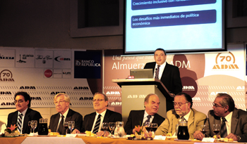 Ministro de Economía y Finanzas, Mario Bergara, en ADM