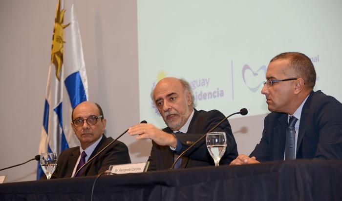 Mieres y Radío en conferencia