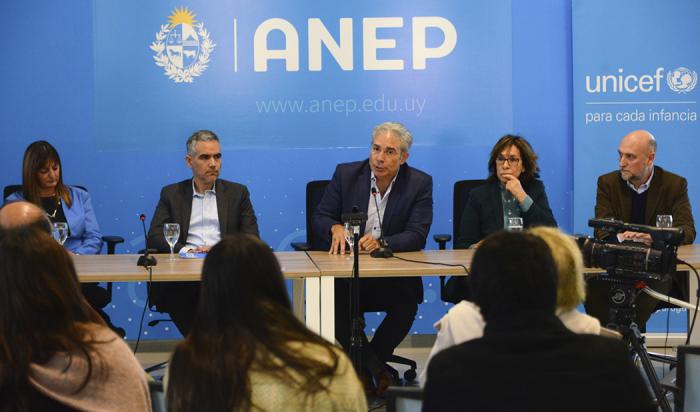 Autoridades de Anep