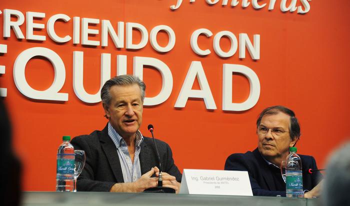 Autoridades de Antel en Rivera