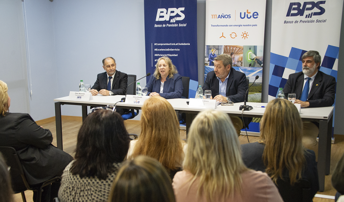 Autoridades de BPS e INAU